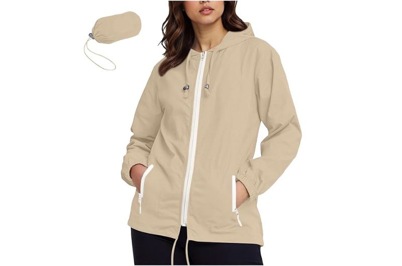 Windbreakers for Travel: Stylish Comfort Essentials 6 5 2